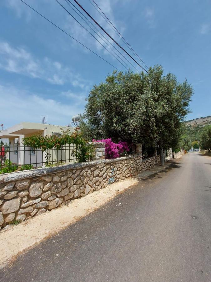 קסאמיל Vila Rexhaj מראה חיצוני תמונה